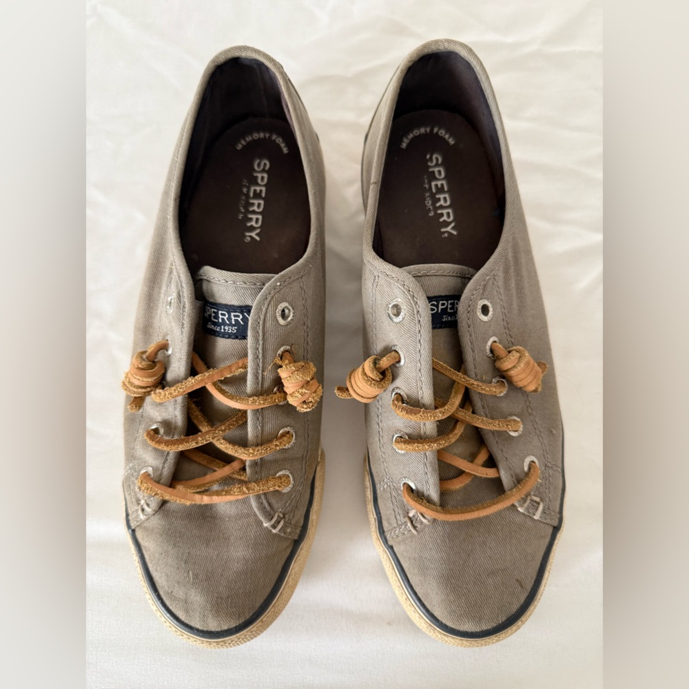 Sperry Gray Tan Sneakers with Nautical Design